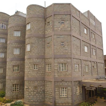 Nanyuki Simba Lodge מראה חיצוני תמונה